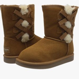 Koolaburra by ugg Victoria boot.